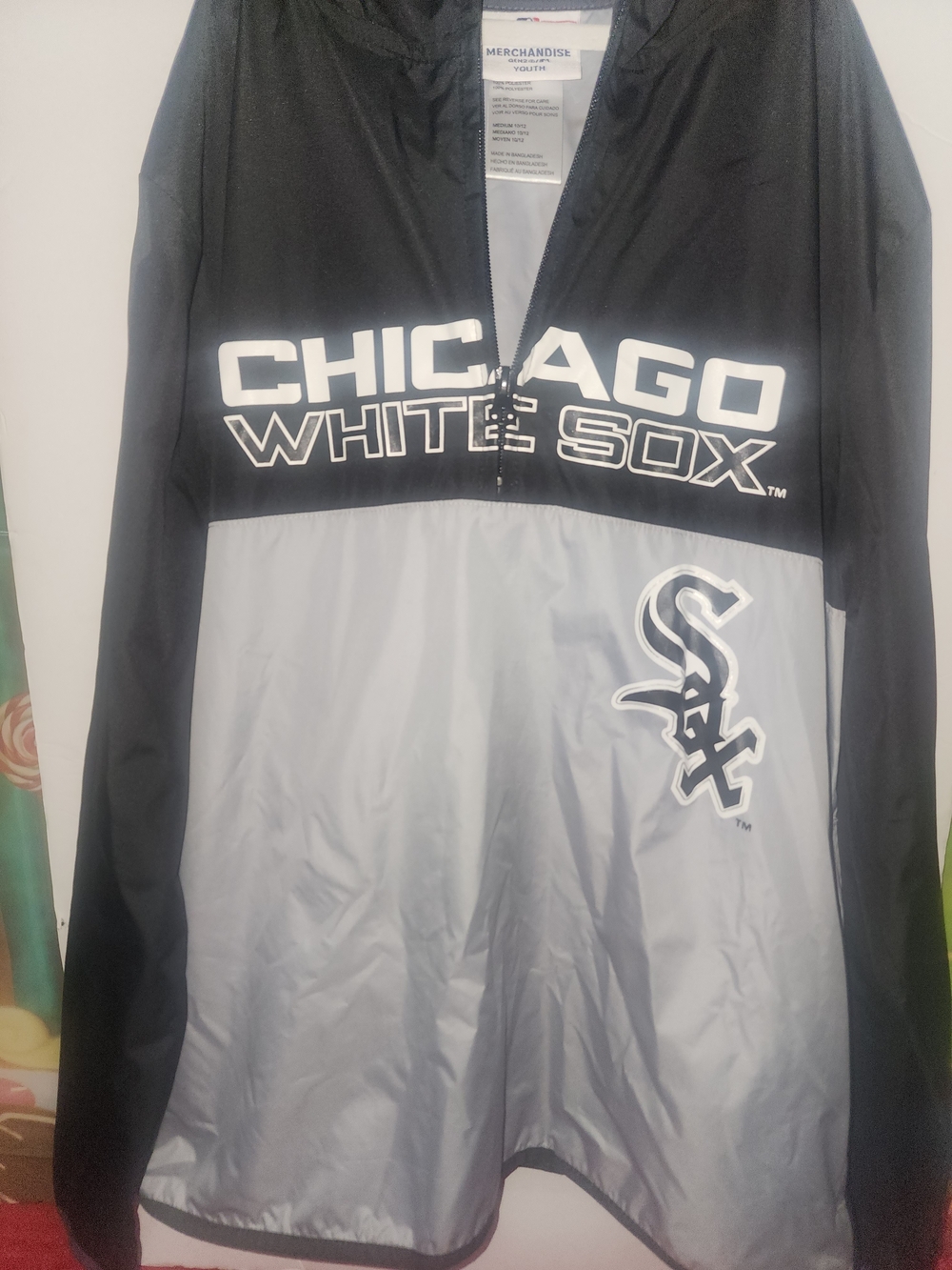 Chicago White Sox Boy's Black and Gray Windbreaker Jacket With Hood